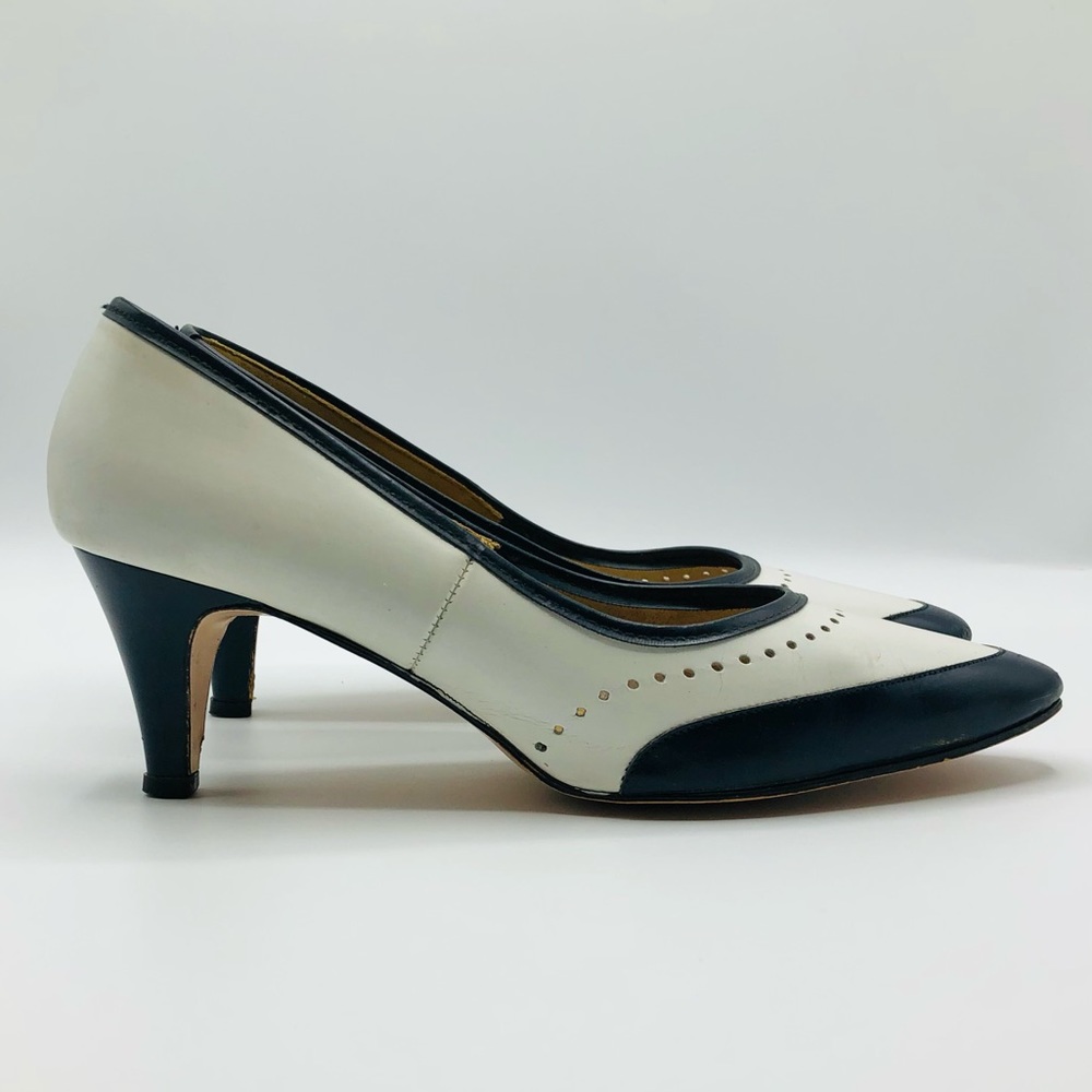 Vintage 70s Vogue Brand Oxford-Inspired Heels - Picture 5 of 16